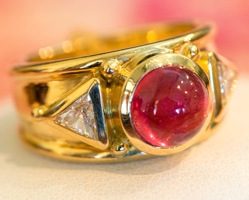 Photo of gold custom designed ring by Marc Howard, Santa Fe, New Mexico
